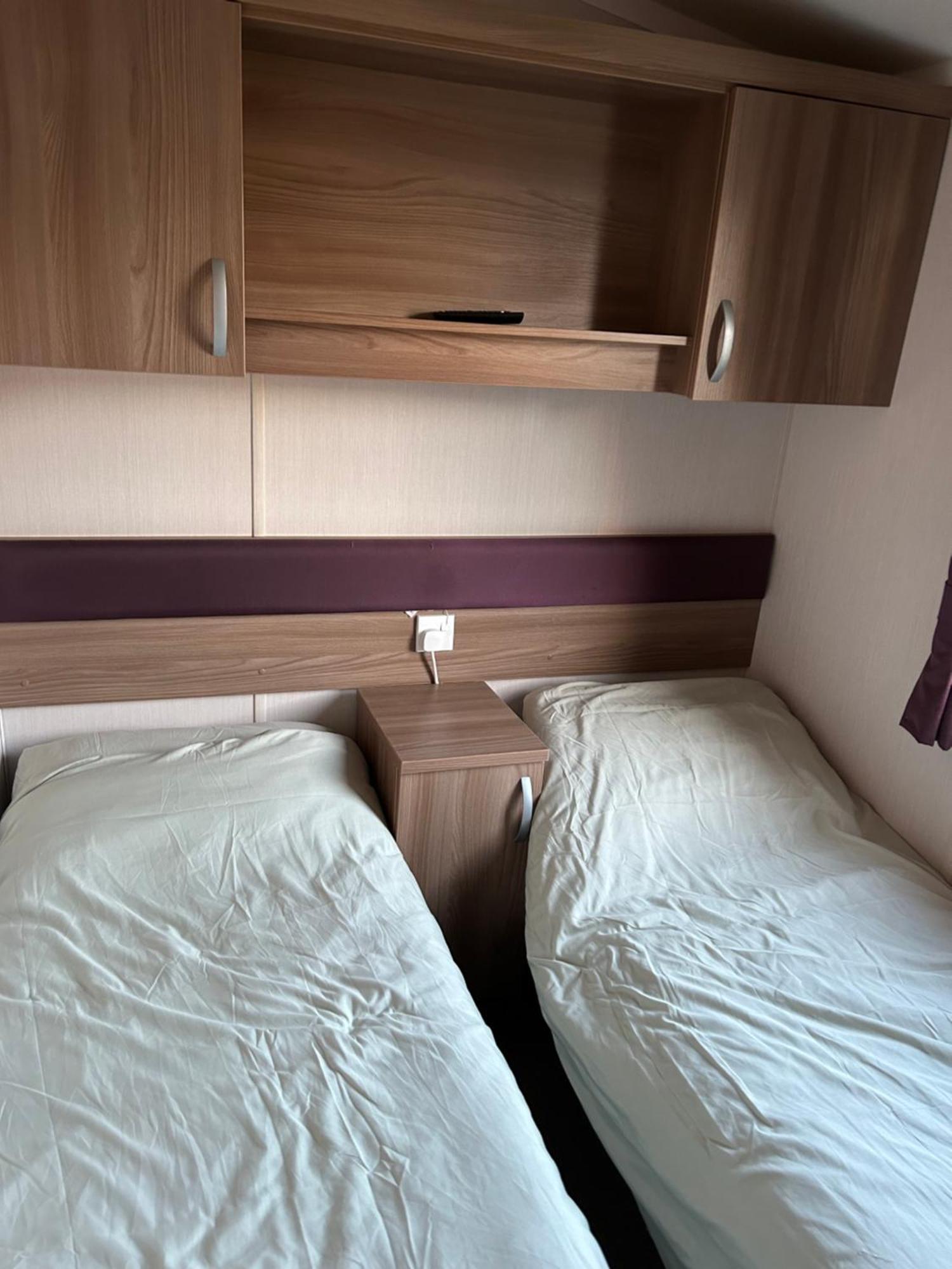 3 Bedroomed Caravan With Amazing Sea Views! 스카버러 외부 사진